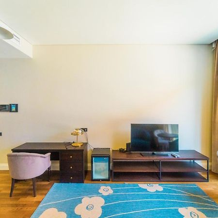 Hotel Manica Esentai City อัลมาตี ภายนอก รูปภาพ