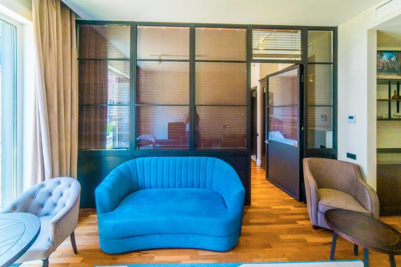 Hotel Manica Esentai City อัลมาตี ภายนอก รูปภาพ