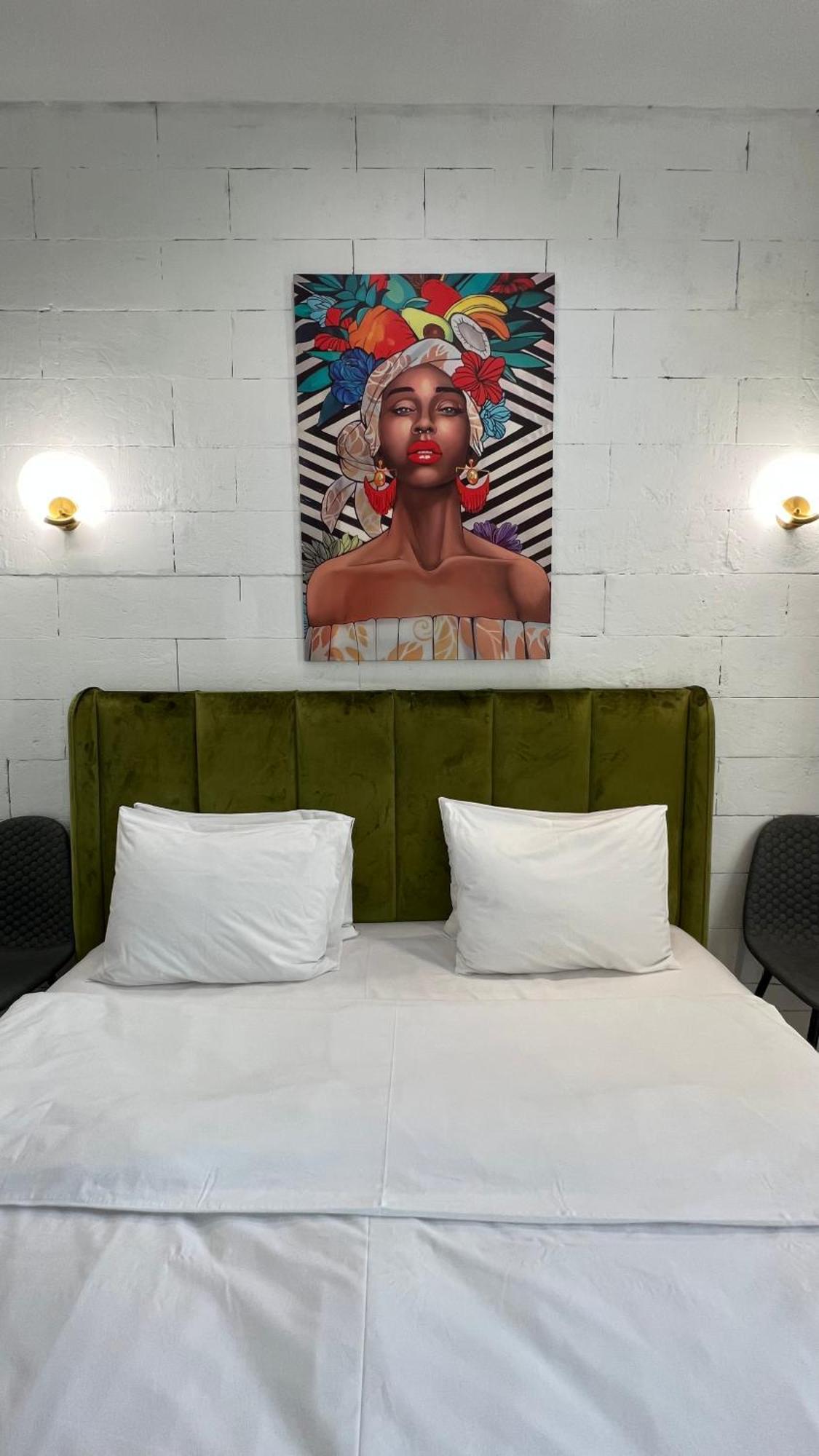 Hotel Manica Esentai City อัลมาตี ภายนอก รูปภาพ