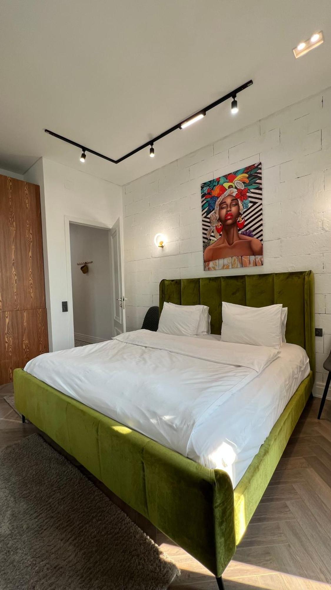 Hotel Manica Esentai City อัลมาตี ภายนอก รูปภาพ